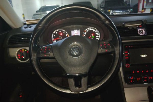 Volkswagen Passat 2014, 96600 км, за 6390 USD - фото 11