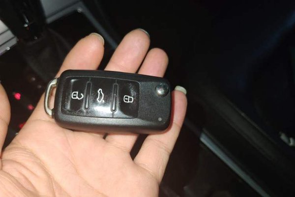 Volkswagen Passat 2014, 96600 км, за 6390 USD - фото 9