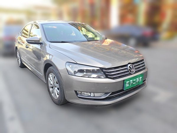 Volkswagen Passat 2014, 150200 км, за 5502 USD
