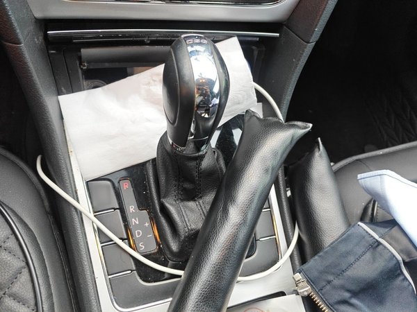 Volkswagen Passat 2014, 150200 км, за 5502 USD - фото 13