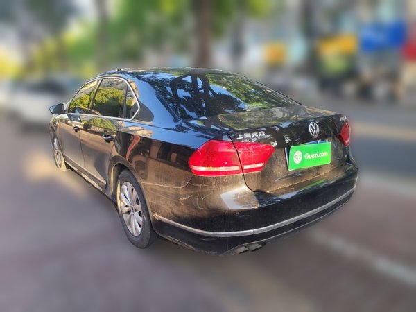 Volkswagen Passat 2015, 84400 км, за 6061 USD