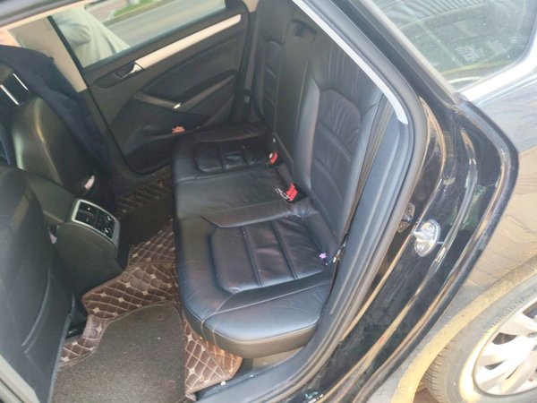 Volkswagen Passat 2015, 84400 км, за 6061 USD - фото 18