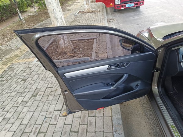 Volkswagen Passat 2015, 151600 км, за 7088 USD - фото 26