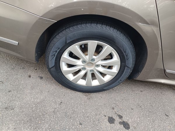 Volkswagen Passat 2015, 151600 км, за 7088 USD - фото 10