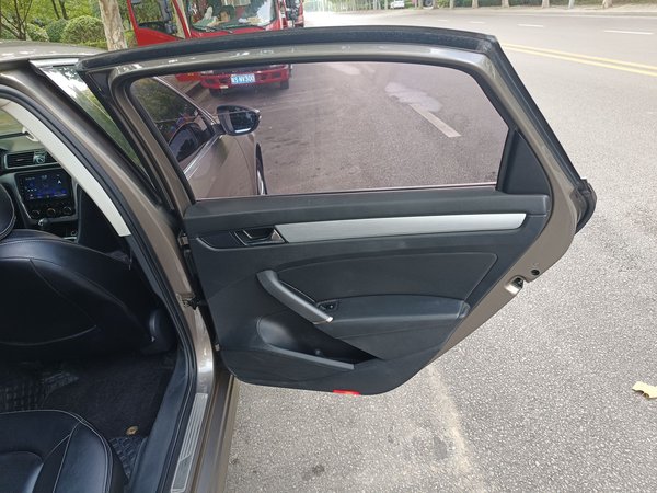 Volkswagen Passat 2015, 151600 км, за 7088 USD - фото 25