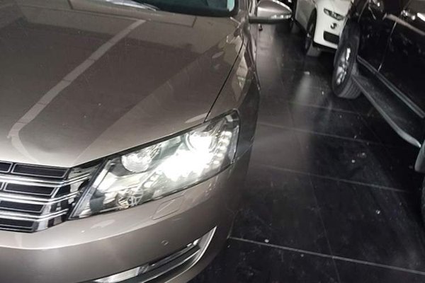 Volkswagen Passat 2015, 85600 км, за 7237 USD - фото 8