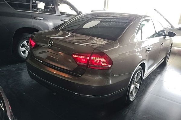 Volkswagen Passat 2015, 85600 км, за 7237 USD - фото 6
