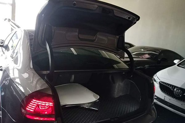 Volkswagen Passat 2015, 85600 км, за 7237 USD - фото 22