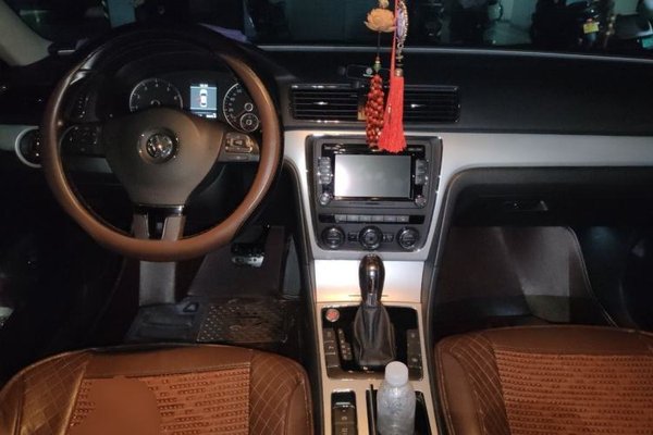 Volkswagen Passat 2015, 106000 км, за 6107 USD - фото 10