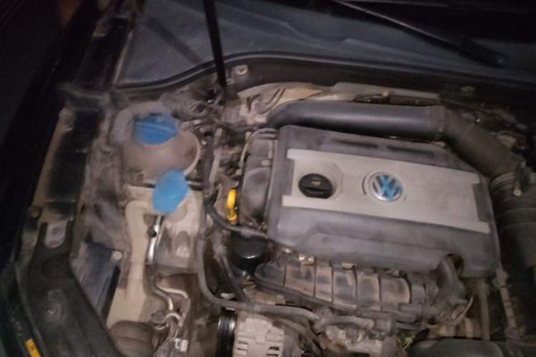 Volkswagen Passat 2015, 106000 км, за 6107 USD - фото 24