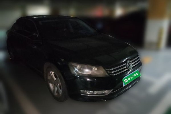 Volkswagen Passat 2015, 106000 км, за 6107 USD