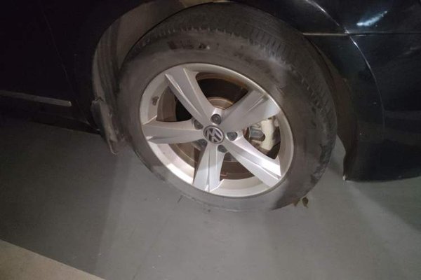 Volkswagen Passat 2015, 106000 км, за 6107 USD - фото 9