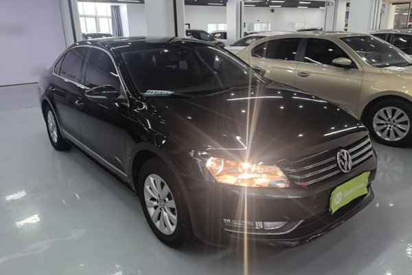 Volkswagen Passat 2015, 146500 км, за 7199 USD - фото 12