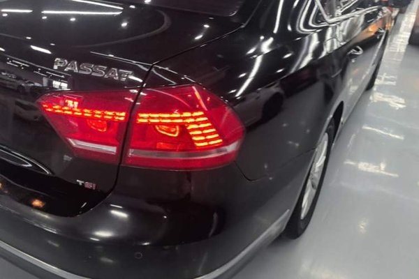 Volkswagen Passat 2015, 146500 км, за 7199 USD - фото 14