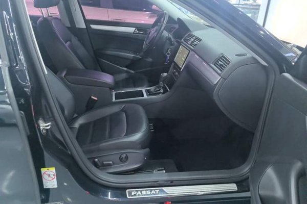 Volkswagen Passat 2015, 146500 км, за 7199 USD - фото 28