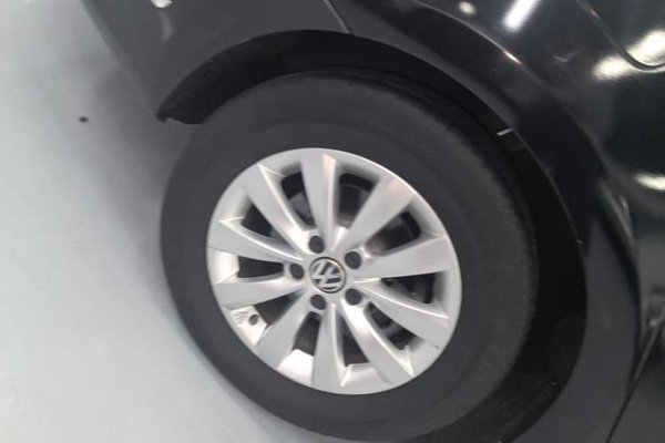 Volkswagen Passat 2015, 146500 км, за 7199 USD - фото 10