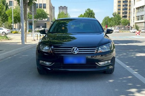 Volkswagen Passat 2015, 78900 км, за 8571 USD - фото 6