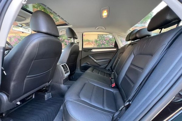 Volkswagen Passat 2015, 78900 км, за 8571 USD - фото 17
