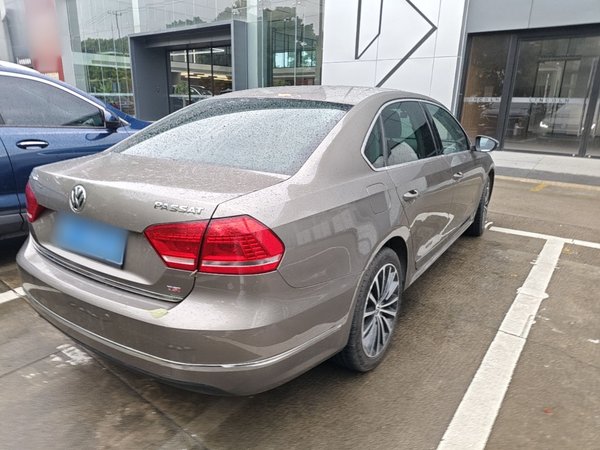 Volkswagen Passat 2015, 79000 км, за 7849 USD - фото 6