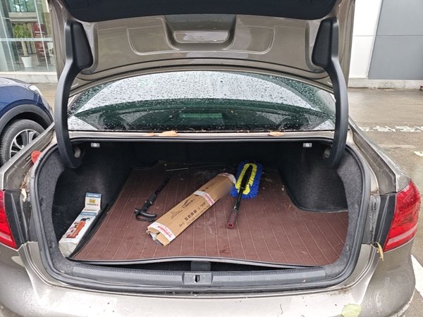 Volkswagen Passat 2015, 79000 км, за 7849 USD - фото 22