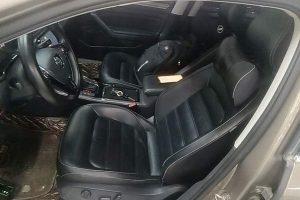 Volkswagen Passat 2016, 140800 км, за 8835 USD - фото 18