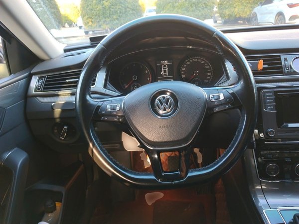 Volkswagen Passat 2016, 136800 км, за 6042 USD - фото 16
