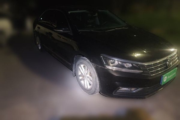 Volkswagen Passat 2016, 163299 км, за 6451 USD