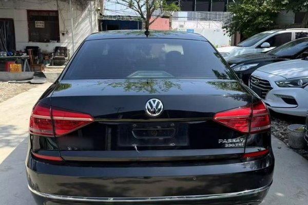 Volkswagen Passat 2016, 179200 км, за 8084 USD - фото 6