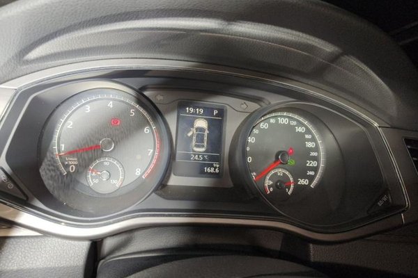 Volkswagen Passat 2016, 179200 км, за 8084 USD - фото 8