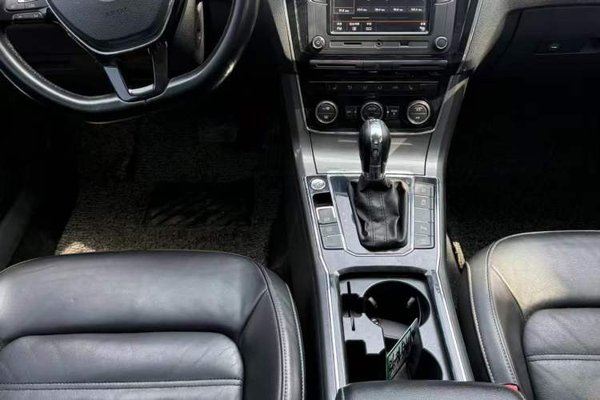 Volkswagen Passat 2016, 179200 км, за 8084 USD - фото 16