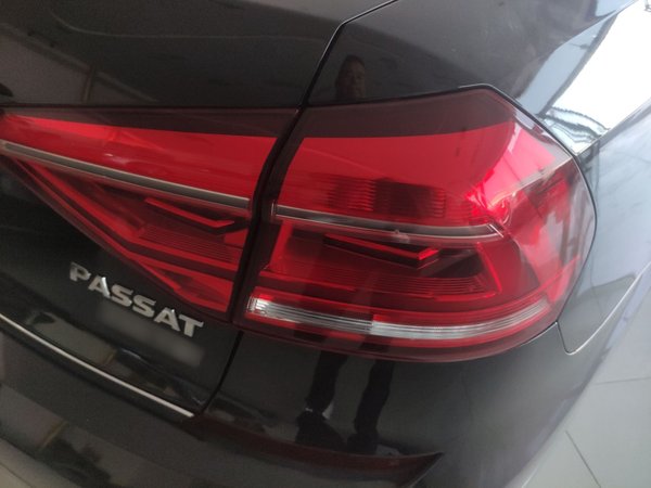 Volkswagen Passat 2016, 104000 км, за 11305 USD - фото 7