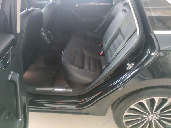 Volkswagen Passat 2016, 104000 км, за 11305 USD - фото 20