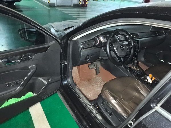 Volkswagen Passat 2016, 120500 км, за 9380 USD - фото 13