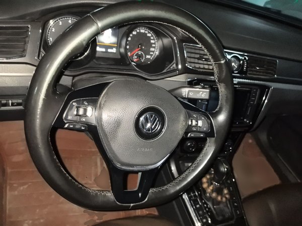 Volkswagen Passat 2016, 120500 км, за 9380 USD - фото 7