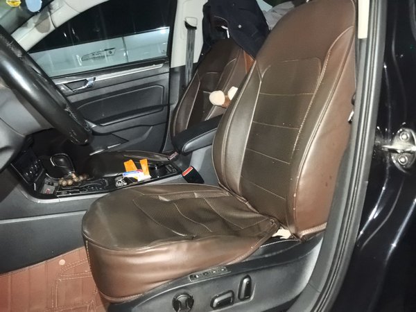 Volkswagen Passat 2016, 120500 км, за 9380 USD - фото 12