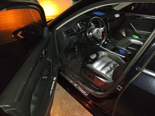 Volkswagen Passat 2016, 136100 км, за 7563 USD - фото 17