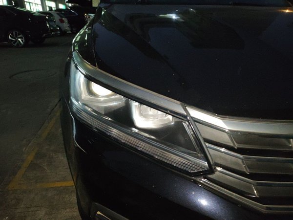 Volkswagen Passat 2016, 136100 км, за 7563 USD - фото 7