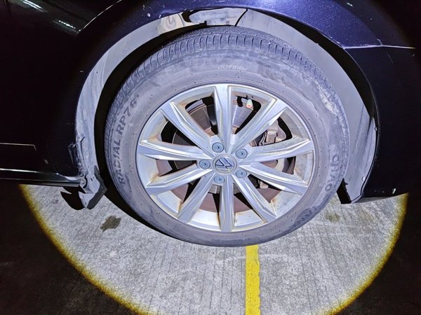 Volkswagen Passat 2016, 136100 км, за 7563 USD - фото 8