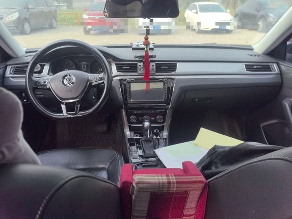 Volkswagen Passat 2016, 65800 км, за 10162 USD - фото 10