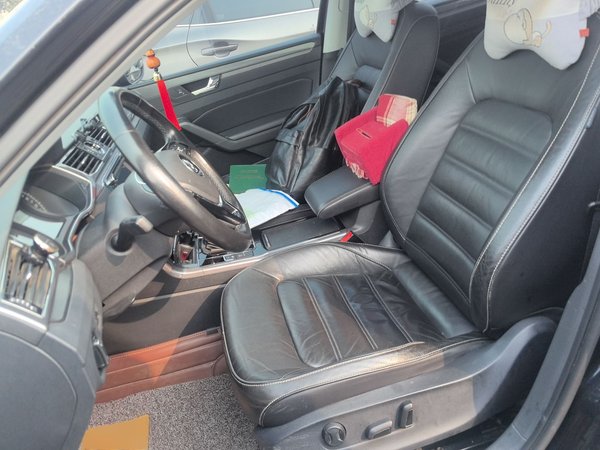 Volkswagen Passat 2016, 65800 км, за 10162 USD - фото 16
