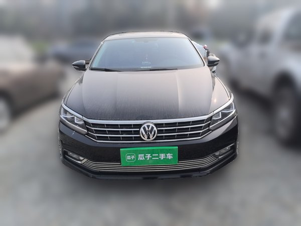 Volkswagen Passat 2016, 65800 км, за 10162 USD