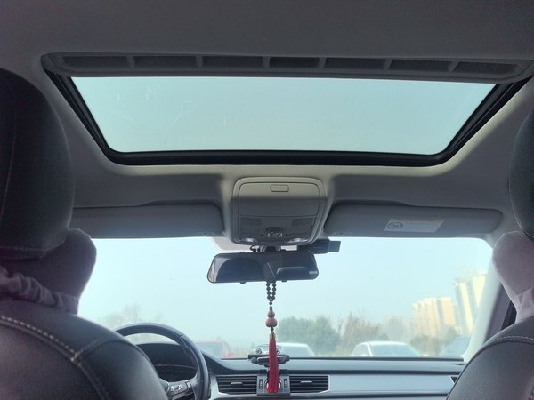 Volkswagen Passat 2016, 65800 км, за 10162 USD - фото 19