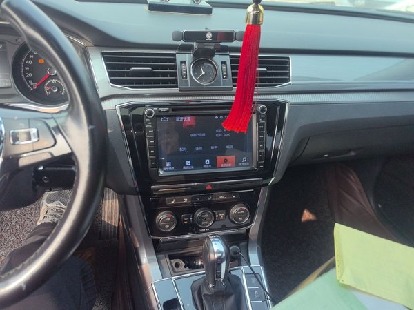 Volkswagen Passat 2016, 65800 км, за 10162 USD - фото 14