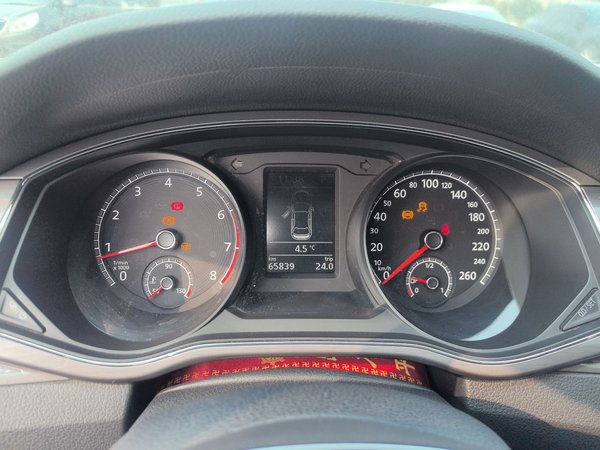 Volkswagen Passat 2016, 65800 км, за 10162 USD - фото 12