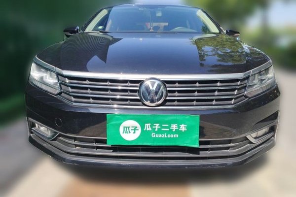 Volkswagen Passat 2016, 66100 км, за 8446 USD