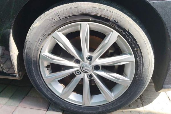 Volkswagen Passat 2016, 66100 км, за 8446 USD - фото 8
