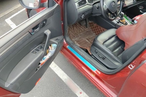Volkswagen Passat 2016, 45100 км, за 7978 USD - фото 17