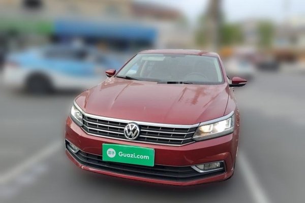 Volkswagen Passat 2016, 45100 км, за 7978 USD