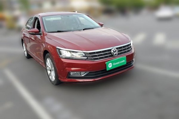 Volkswagen Passat 2016, 45100 км, за 7978 USD