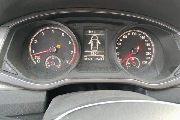 Volkswagen Passat 2016, 45100 км, за 7978 USD - фото 12